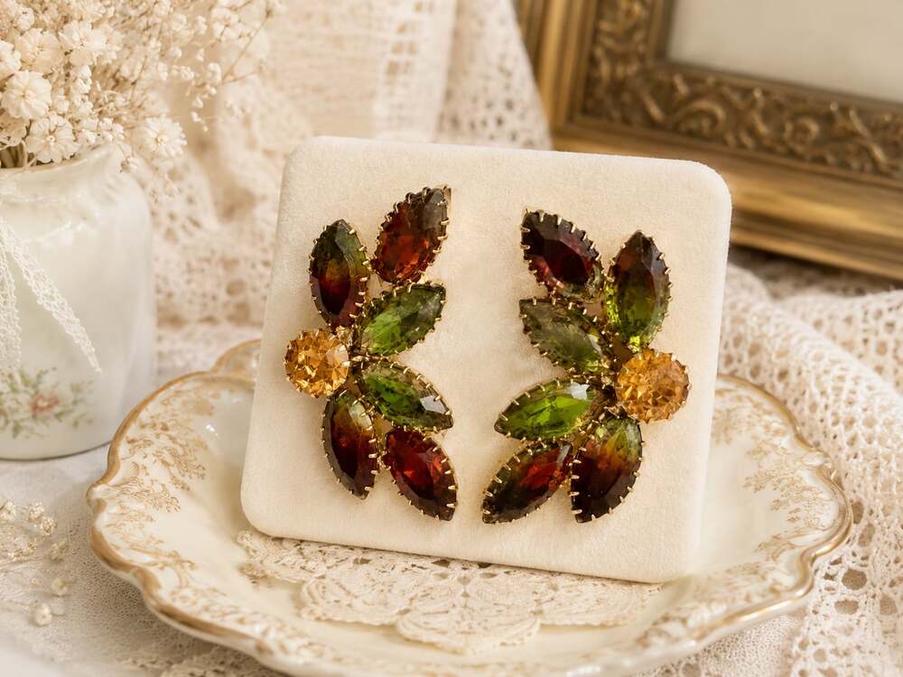 Vintage Fall Autumn Givre Glass Rhinestone Leaf Cluster Clip-On Earrings